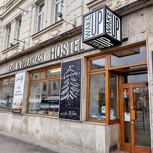 https://wake-up-wellness-hostel.brnohotels.org